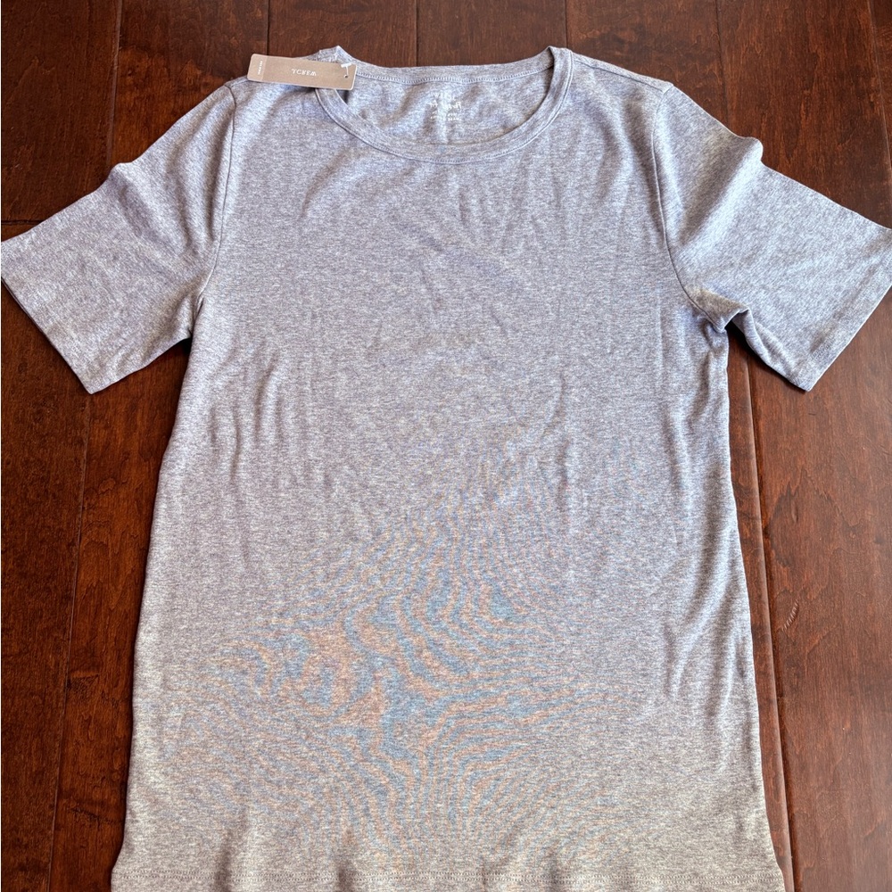 J. Crew Perfect Fit Heather Gray Short Sleeve Tee in Women’s Large.